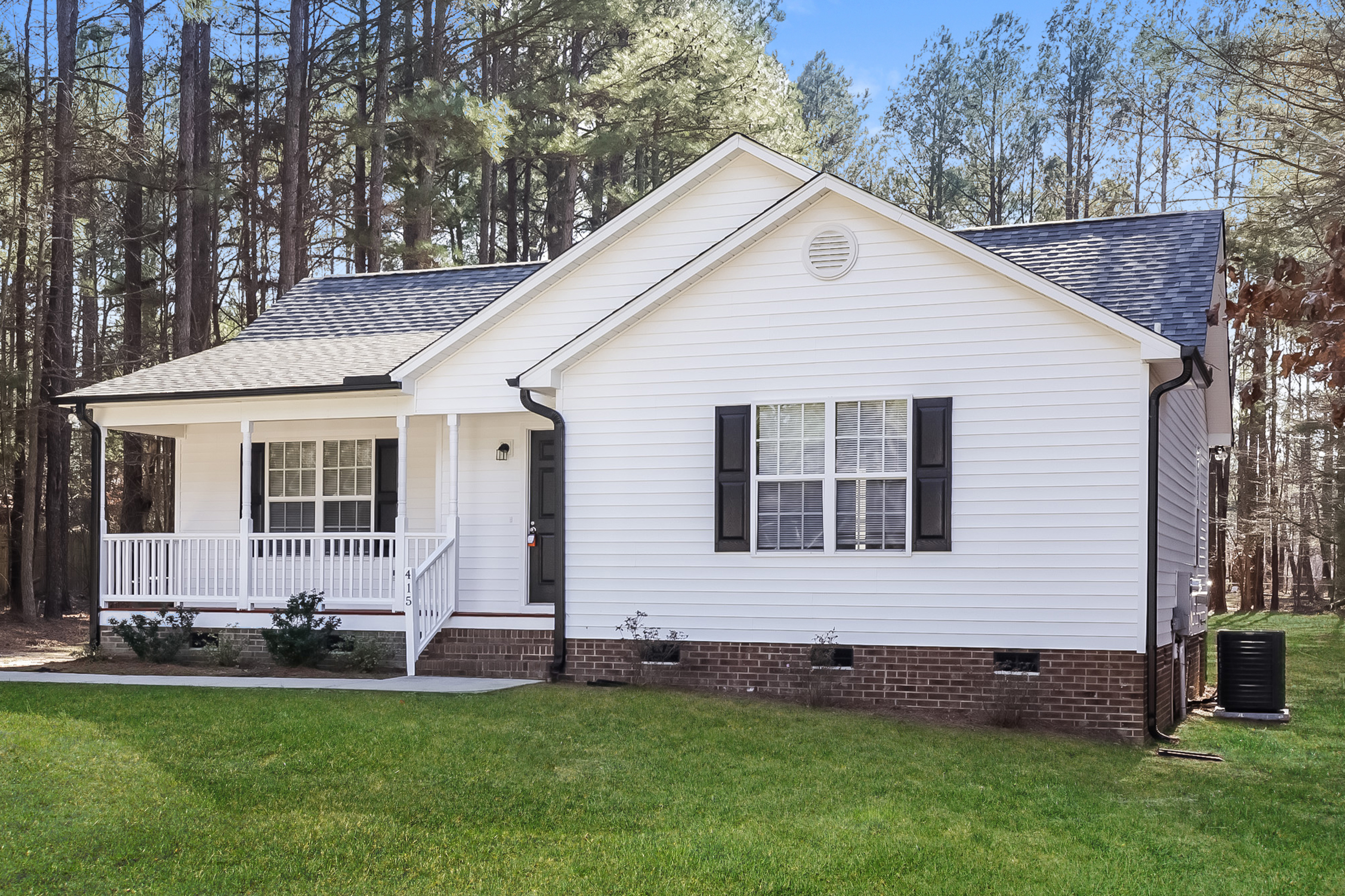 415 SPANIEL LN Clayton, NC 27529